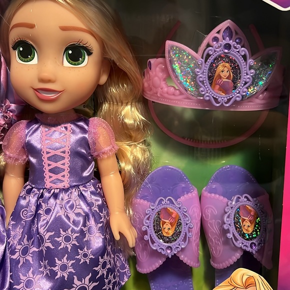 Disney Princess Rapunzel Toddler Doll with Child Size Dress and Accessories - Picture 6 of 12